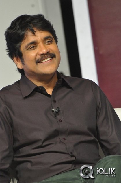 Nagarjuna-Meets-Docomo-Manam-Contest-Winners